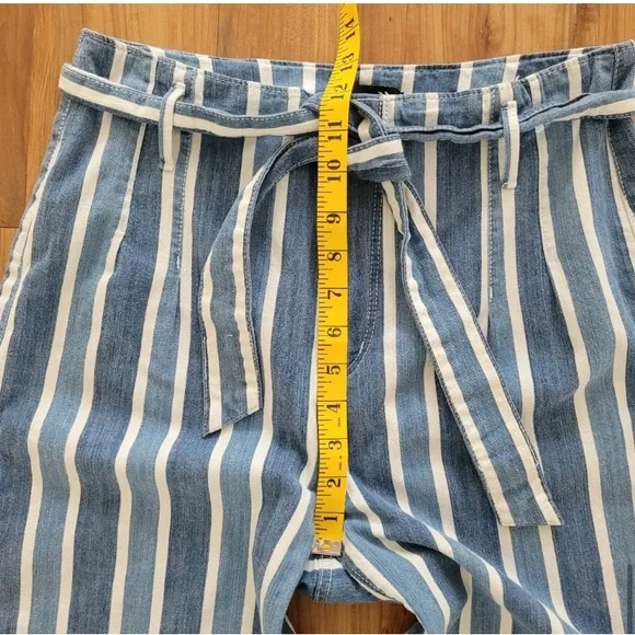Ann Taylor High-Rise Wide Leg Denim Ankle Pants Stripe Blue White Waist Tie Sz 6 - Picture 16 of 16